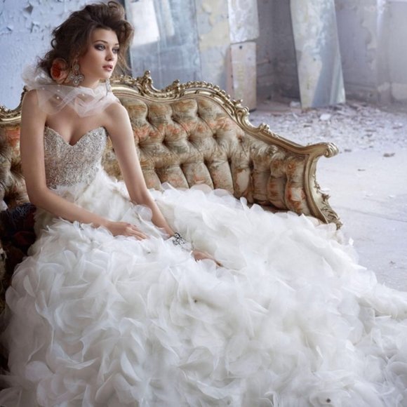 Lazaro Wedding Dress 3161 Size 8, Ivory Organza - Picture 1 of 13